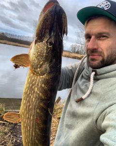 Philipp 1987 …..lagoon_predatory_fishing…