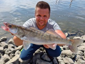 _predator_fishing_channel