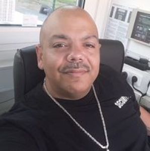 Mario Schneider1