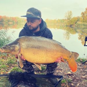 Fésüs Lóránt István