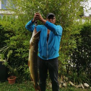 Cast_away_your_troubles