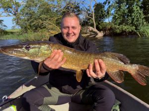 Max.Esox