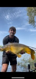Levi_carplife