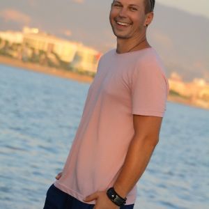 Alexander Schneider2