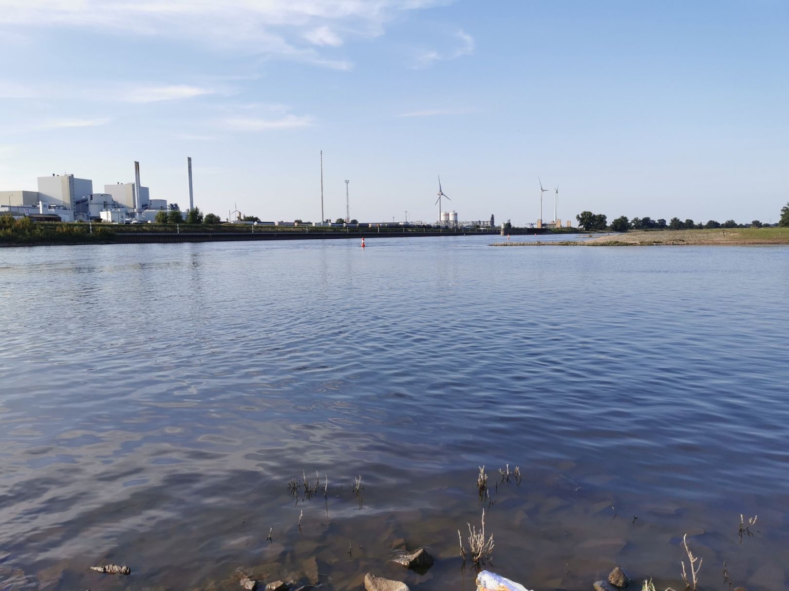 Schleusenkanal u. Schutzhafen (Magdeburg) angeln