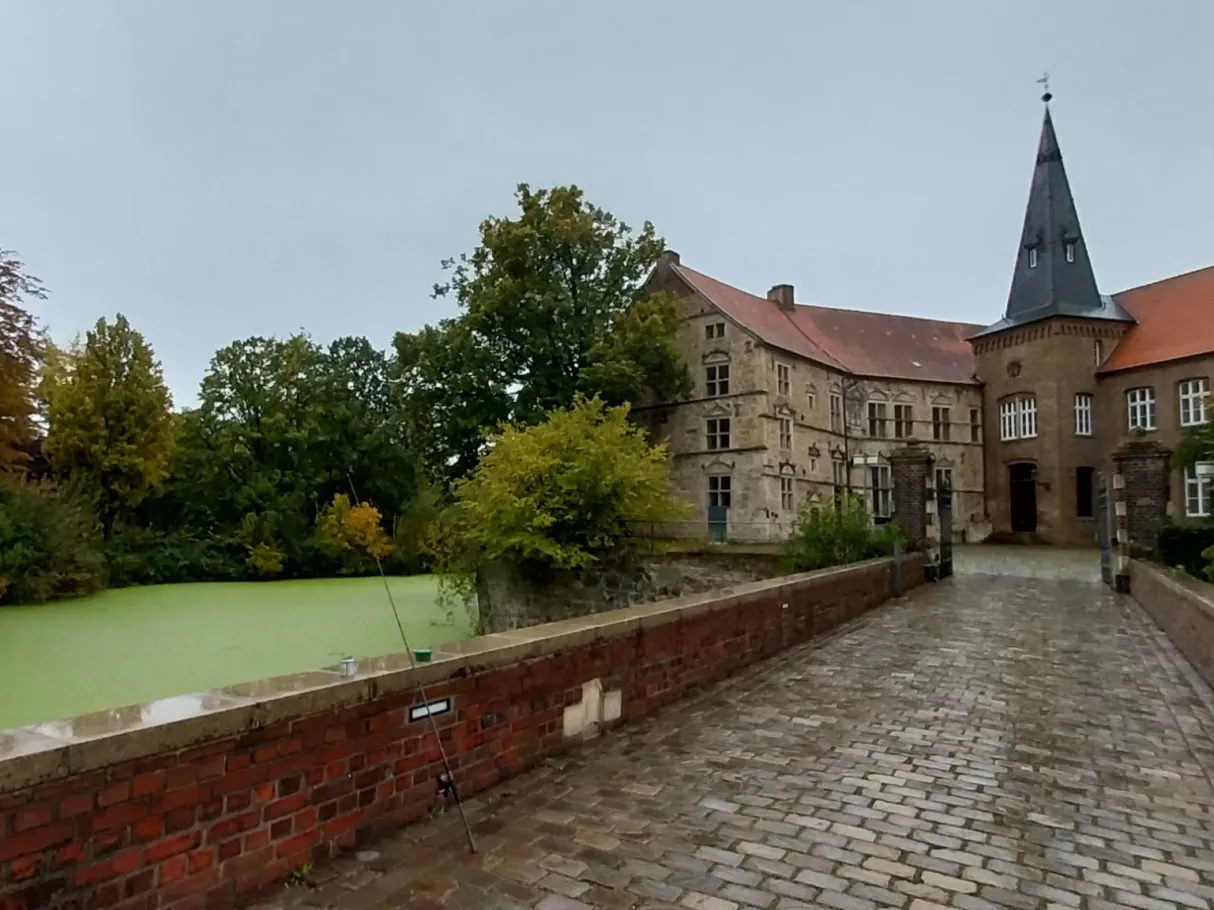 Gräfte Burg Lüdinghausen angeln