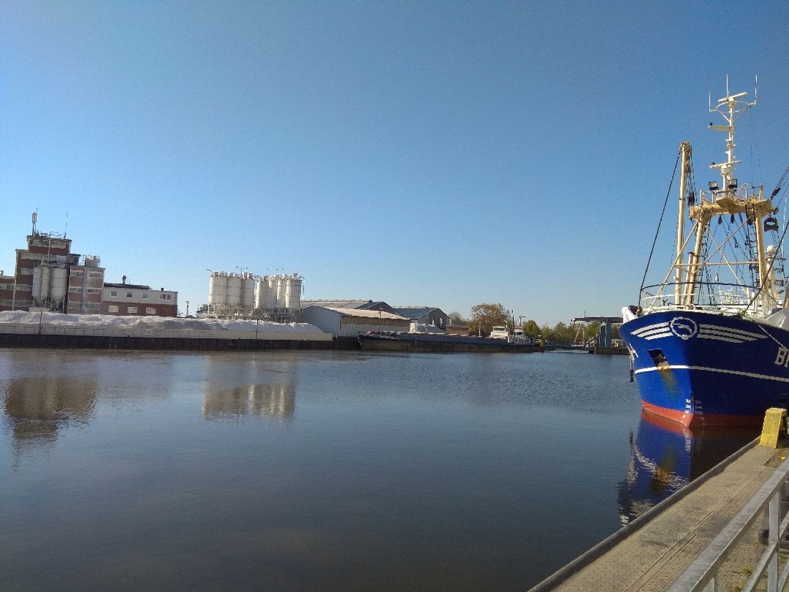 Binnenhafen Brake angeln