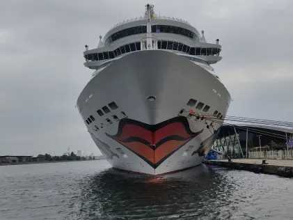 Seekanal Warnemünde