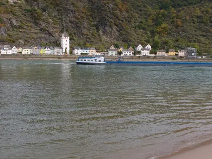 Rhein (Osterspai/Spay)