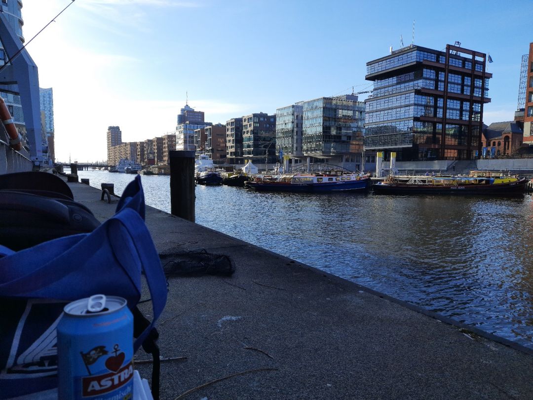 Sandtorhafen Hamburg angeln