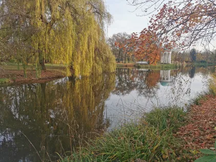 Großer Agra-Teich