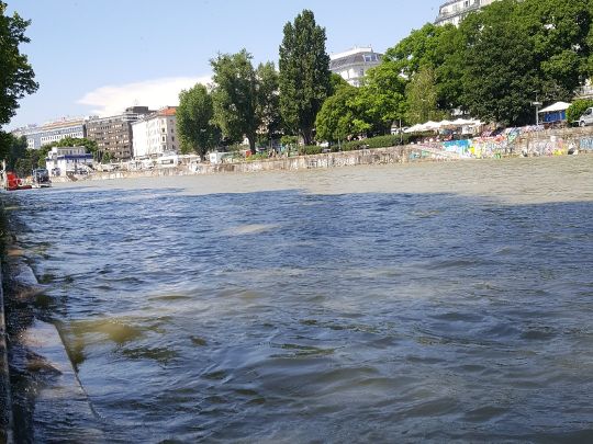 Donau (Wien)