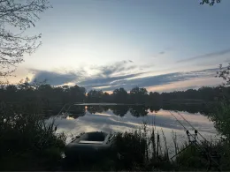 Erdelöcher Schmergow