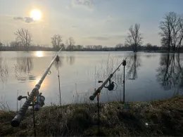 Kiesbaggerloch Randau-2