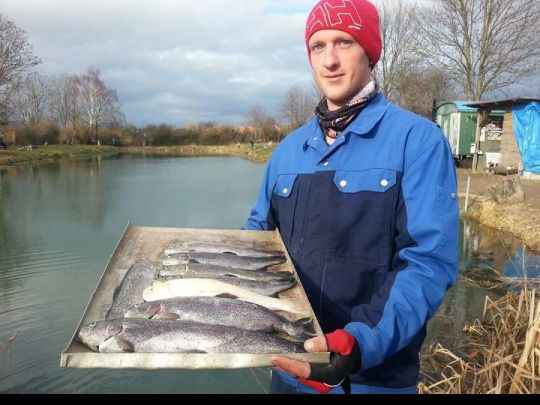 Forellenteich Rhoden-1