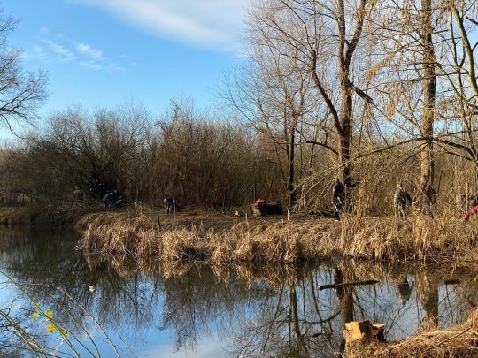 Hellwiesenteich Altenburg-1